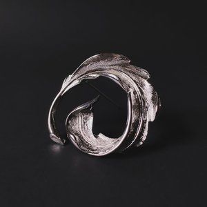 Vintage Monet Silver Leaf Feather Swirl Art Nouveau Textured Statement Brooch
